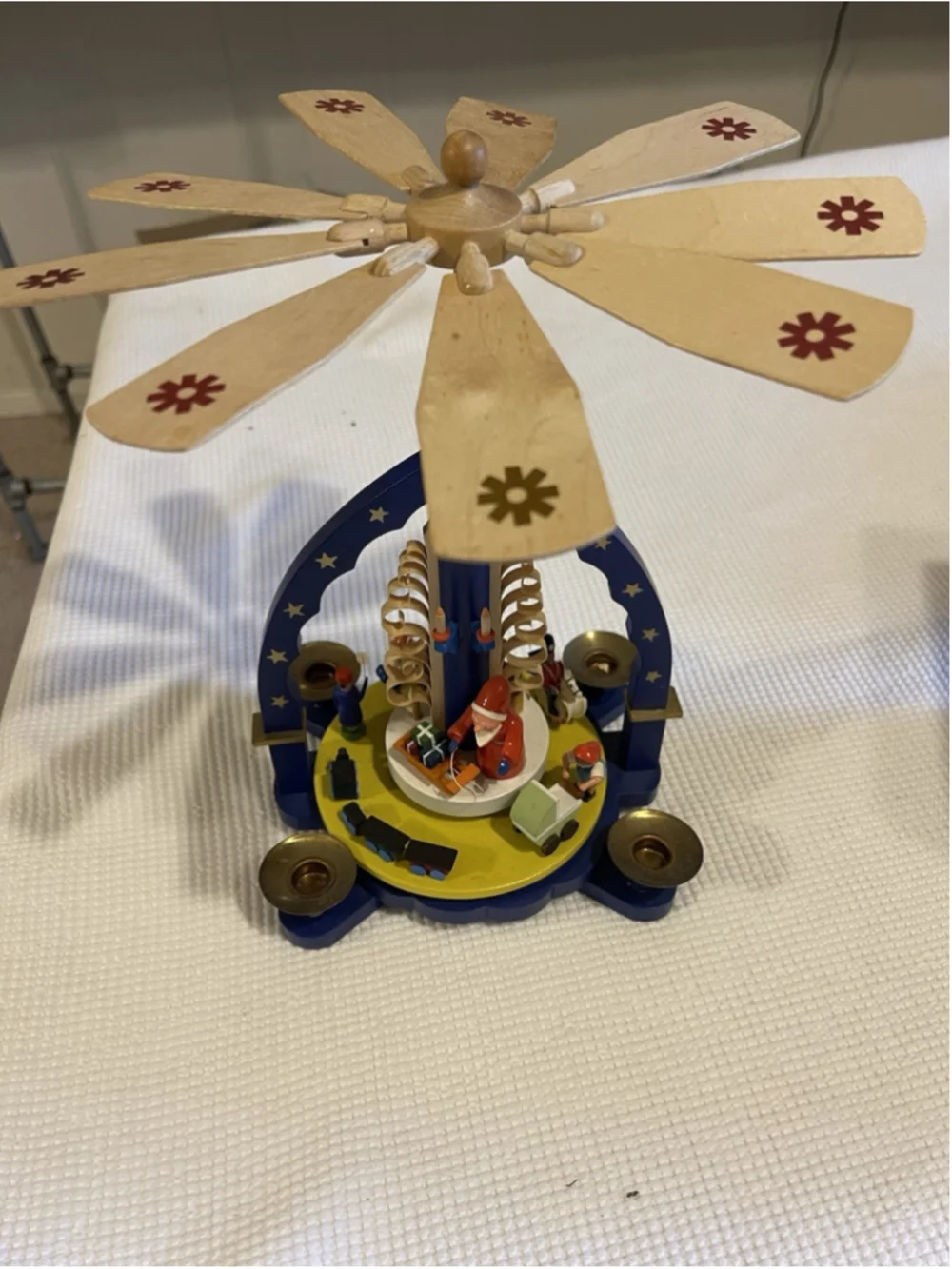 VTG 11in Erzgebirge GDR Christmas Pyramid 01607 Santa Toy Maker Train W/Box